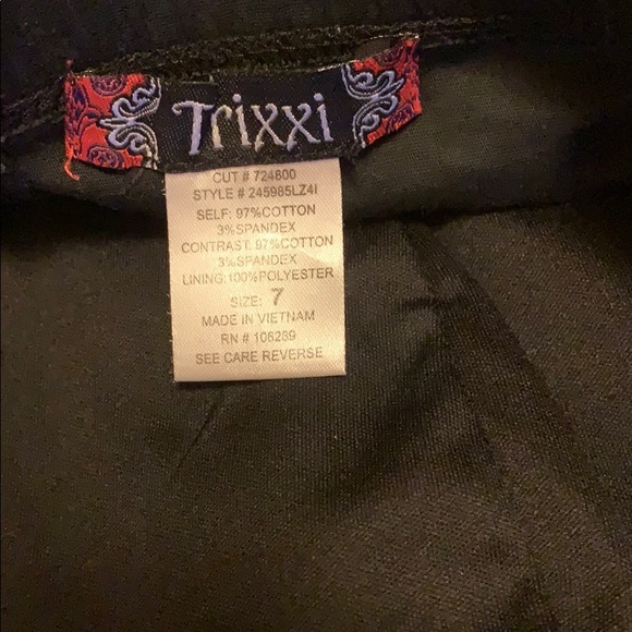 Trixxi dress - Picture 8 of 8